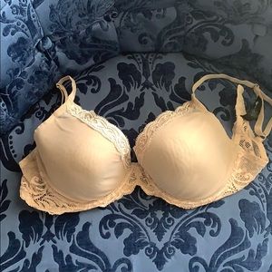 Natori  Nude Lace Bra